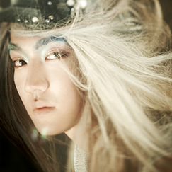 始源 Si Wone